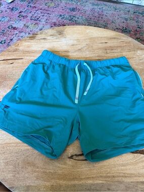 Fabletics 5inch inseam size large NWOT